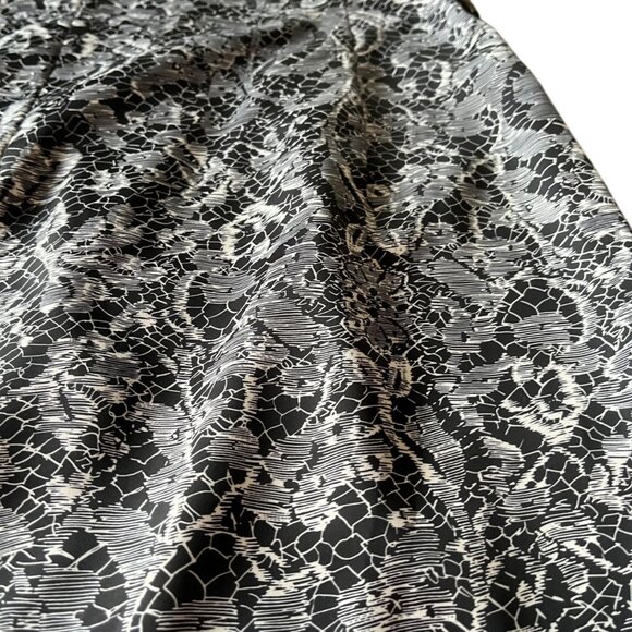 Trina Turk Quain Lace-Print Sleeveless Sheath Dress Women's 6 Black‎ White Party - Picture 4 of 12